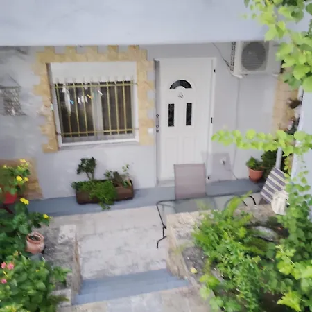 Roses Apartment *